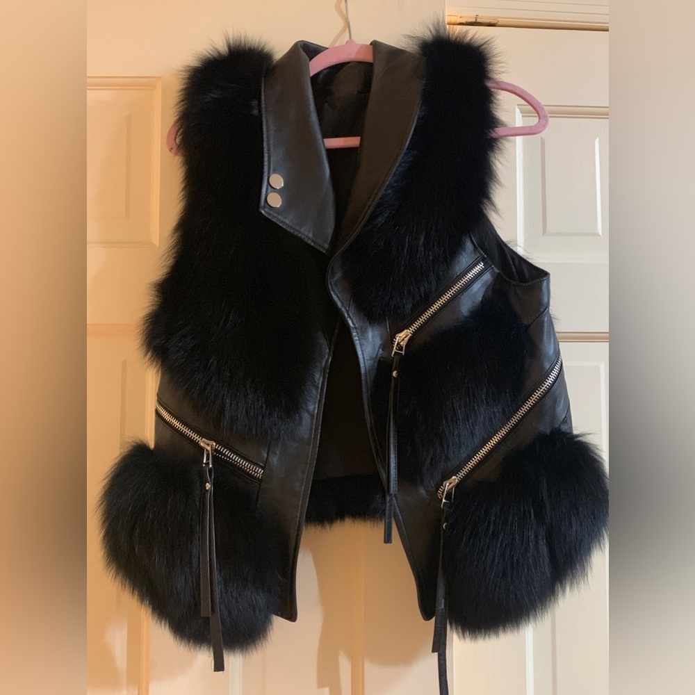 REAL FOX FUR black leather moto vest